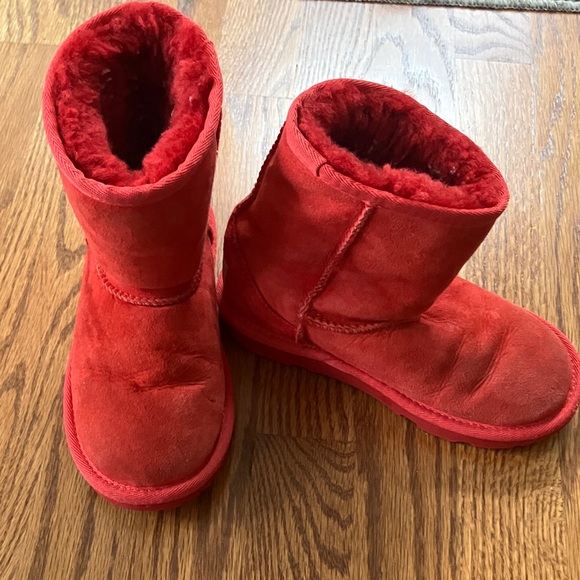 UGG Kids Red Boots - Picture 1 of 7